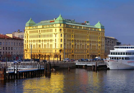 Courtyard by Marriott St.Petersburg Vasilievsky ****